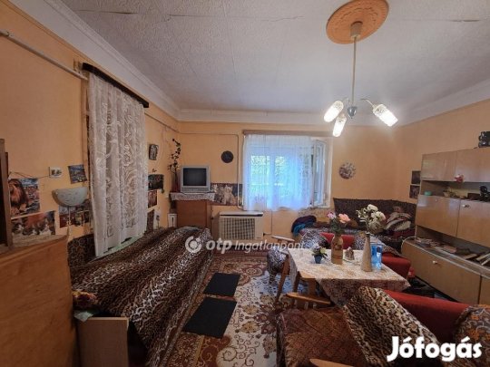 Kisújszállási 69 nm-es ház eladó