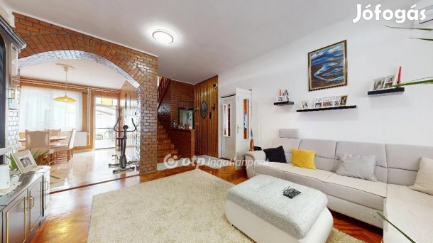 Kisvárdai 200 nm-es ház eladó