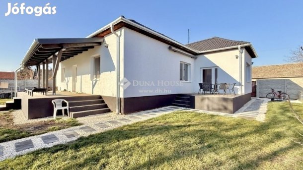 Kiszombori eladó 155 nm-es ház