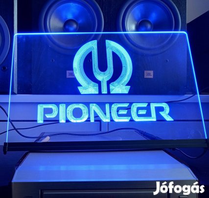Kitámasztható Pioneer feliratú világító plexi eladó