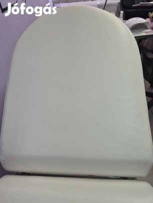 Kitűnő állapotú kozmetikai ágy 