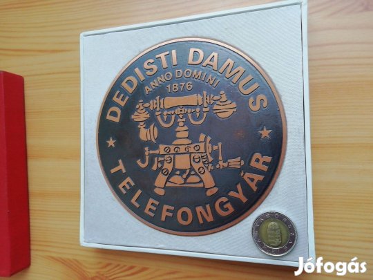 Kitüntető plakett "Dedisti Damus Telefongyár" dobozában ritka
