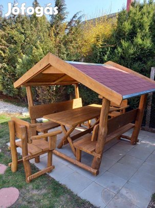 Kiülő egyenesen a gyártól kemény fából