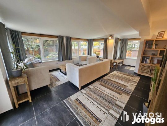 Kiváló, újszerű napelemes ikerfél Széplakon eladó