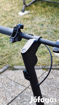 Kiváló állapotú Ninebot f2 elektromos roller 