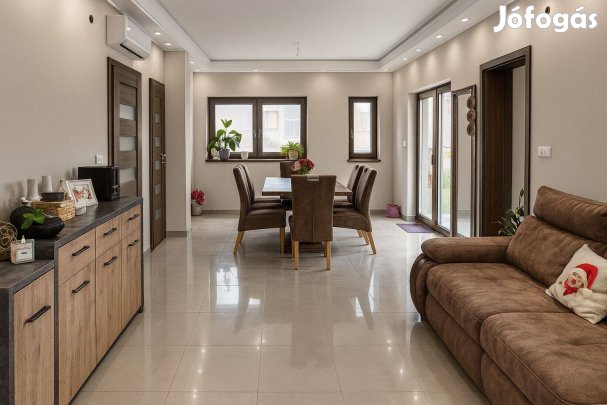 Kiváló családi otthon!-2020-as építésű ház!