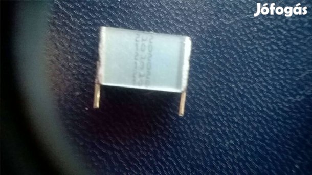 Kiváló hangzású csatoló kondi audió célra , 2,2 uF, 100 V. ,új