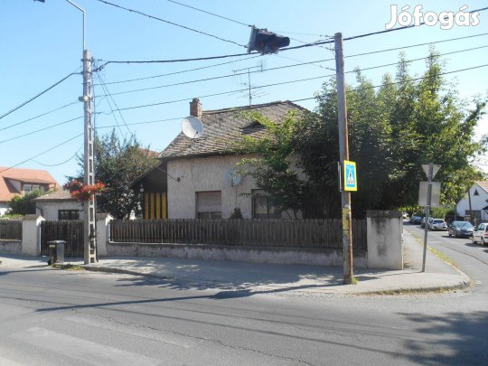 Kiváló lehetőség Budakalászon 2 szobás ház várja új tulajdonosát