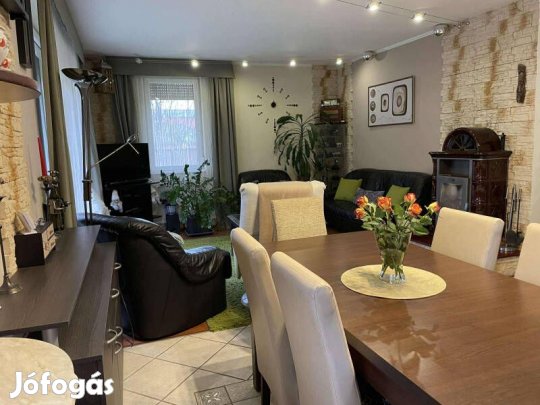 Kiváló lehetőség Pilisvörösváron! Egyszintes, újszerű családi ...