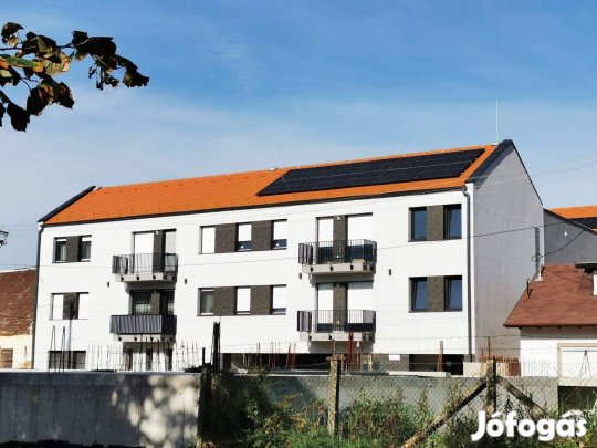 Kiváló lokáció, igazi ékszerdoboz, új garzonlakás