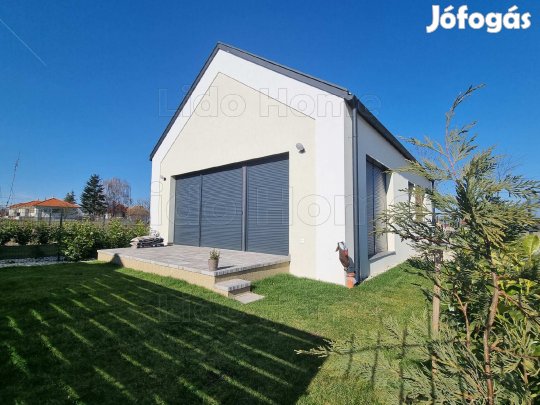 Kiváló minőségű, új építésű családi ház eladó SÁGVÁRON!