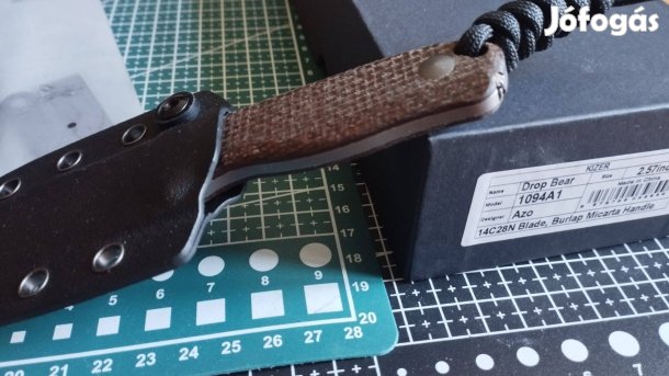 Kizer Drop Bear EDC kés | Burlap Micarta