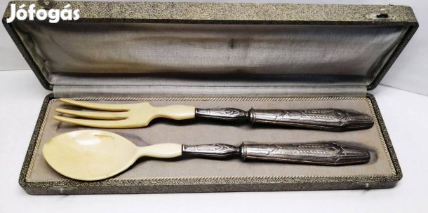 Klasszicista ezüstműves dísz-evőeszköz készlet. Eredeti dobozában