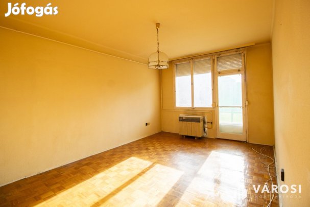 Klasszikus költözhető tégla lakás Orosházán