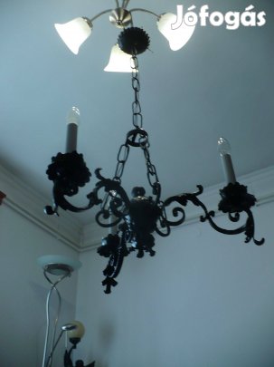 Klasszikus kovácsoltvas mennyezeti lámpa