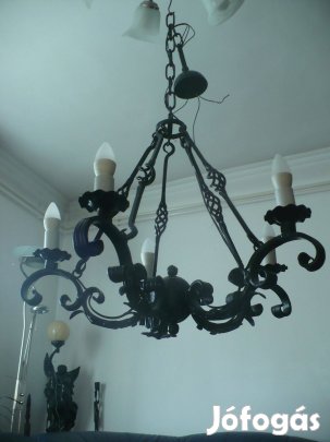 Klasszikus kovácsoltvas mennyezeti lámpa