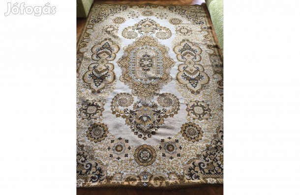 Klasszikus stílusú mintás szönyeg 200x280cm