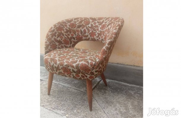 Klub fotelek by Kovács Zsuzsa