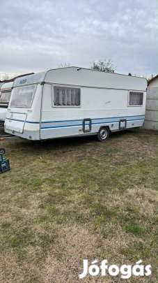 Knaus 490 lakókocsi eladó osztrák okmányokkal forgalomba helyezésre