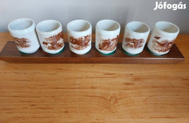 Kőagyag felespohár tartóval