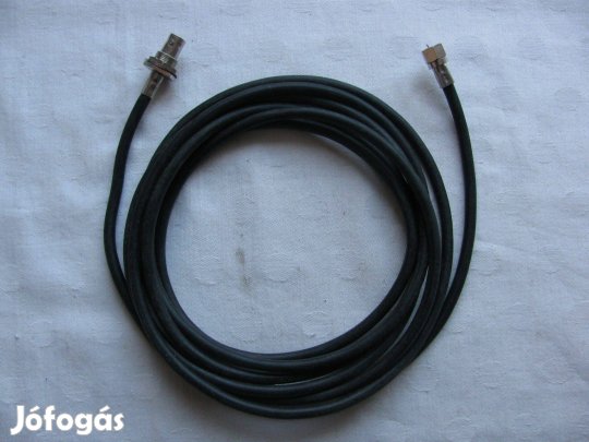 Koax kábel, BNC aljzattal és F csatlakozóval a végén , 3,2 méter