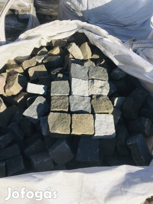 Kockakő, terek, udvarok, járdák burkolásához Eladó
