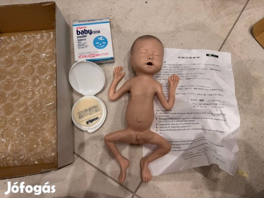 Koken LM062B 24 hetes koraszülött élethű oktatóbaba