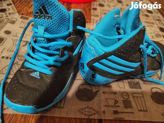 Kökény Anna Mária