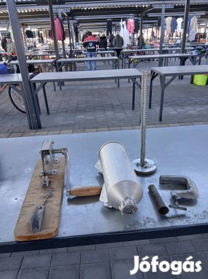 Kolbásztöltő mint a képeken