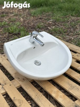 Kolo 60 cm-es mosdókagyló csapteleppel és tartozékokkal 