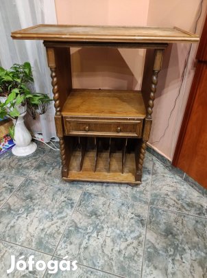 Kolónia Tv állvány