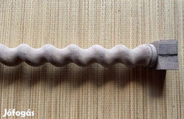 Koloniál asztalláb (3.) 71 cm fa