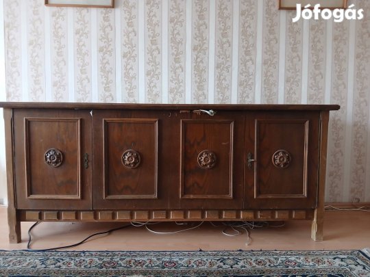 Kolonial bútor garnitúra