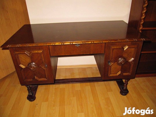 Koloniál íróasztal