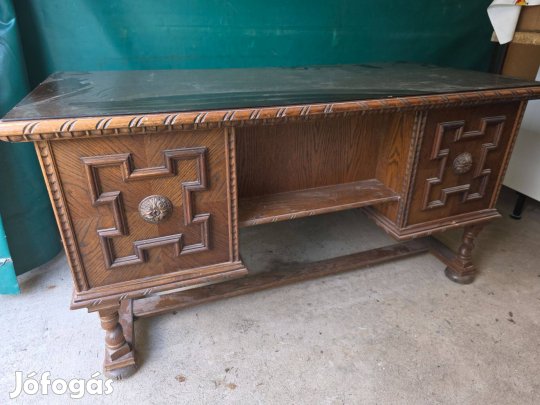 Koloniál íróasztal