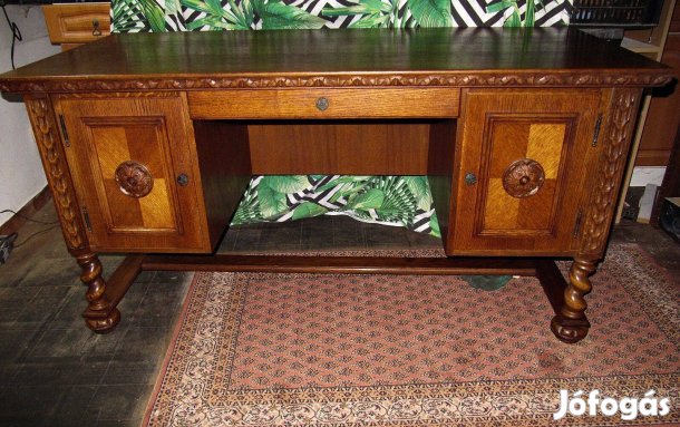 Koloniál íróasztal