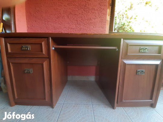 Koloniál jellegű íróasztal eladó