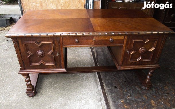 Koloniál nagyméretű íróasztal