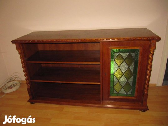 Koloniál polcos komód