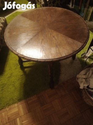 Koloniál stílusú, kerek dohányzóasztal, 75000ft óbuda
