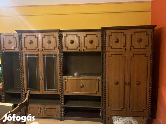Kolonial szekrénysor, komód, fésülködőasztal 