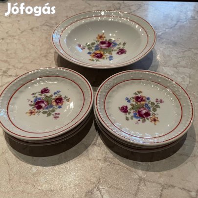 Kolozsvári rózsás porcelán kompótos salátás készlet