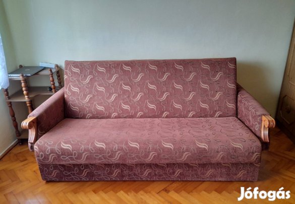 Költözés miatt eladó konyhaszekrény rekamié fűnyíró