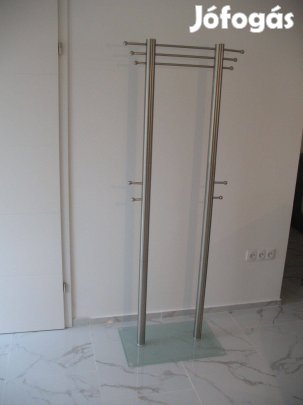 Költözés miatt eladó modern króm előszoba fogas