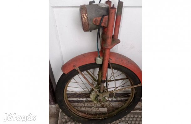 Komár Romet alkatrészek kerék lámpa lánckerék km óra