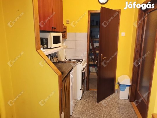 Komárom-Szőny eladó családi ház.....