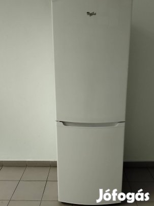 Kombinált hűtő, jól működő, esztétikai hibával! 