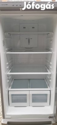 Kombinált hűttő nofrost,italautomatás,nagy,inox!