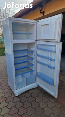Kombináthűtő Indesit
