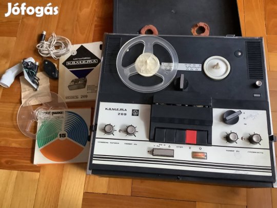 Kometa 209 szalagos - orsós, hordozható retro magnetofon